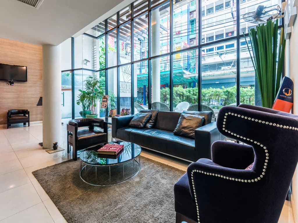 Amber Boutique Silom Hotel - photo 16
