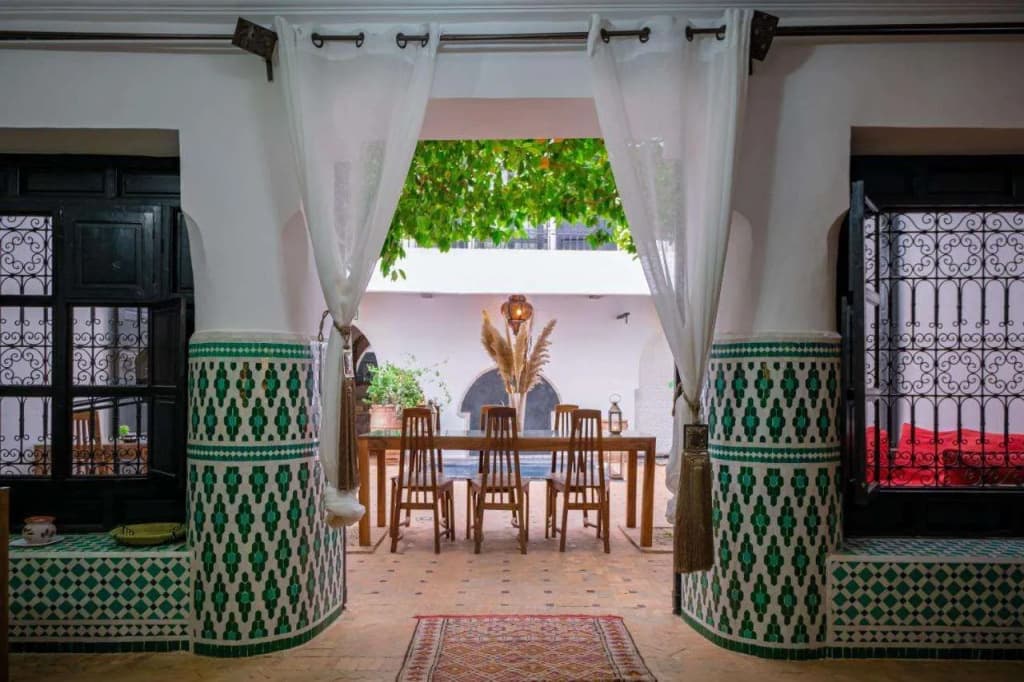 Riad Ajmal - photo 29