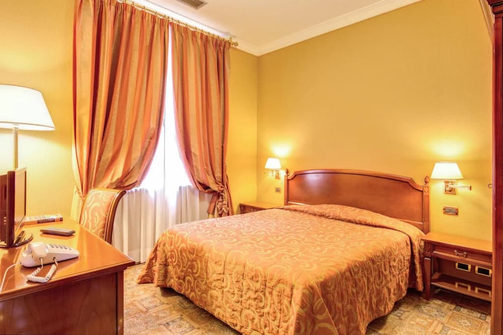 Hotel Oceania - photo 5