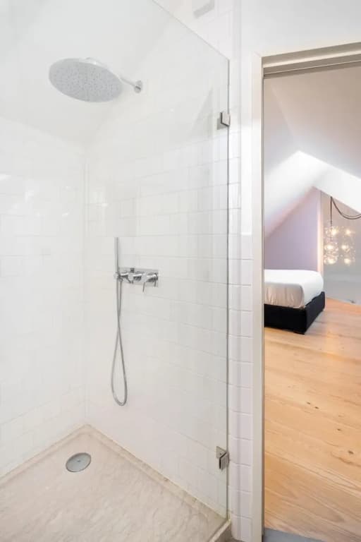 LS48 Prime Location Luxury Duplex - photo 21