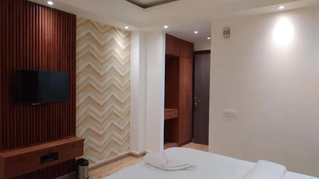 Hotel RIVERB - photo 2