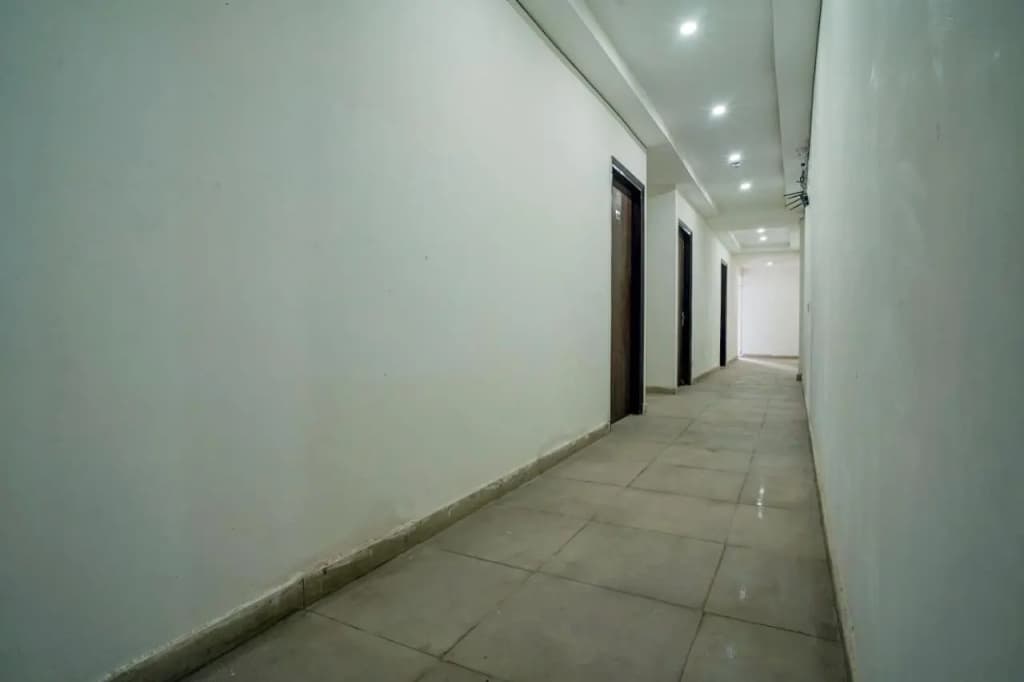 Red Snapper Hotel - photo 10