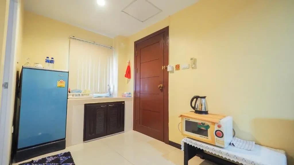Joy House - photo 18