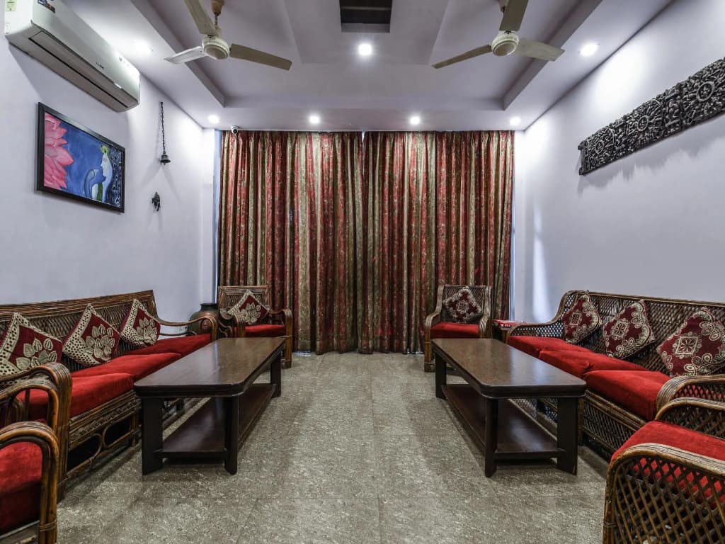 OYO 7304 Stay Jangpura - photo 4