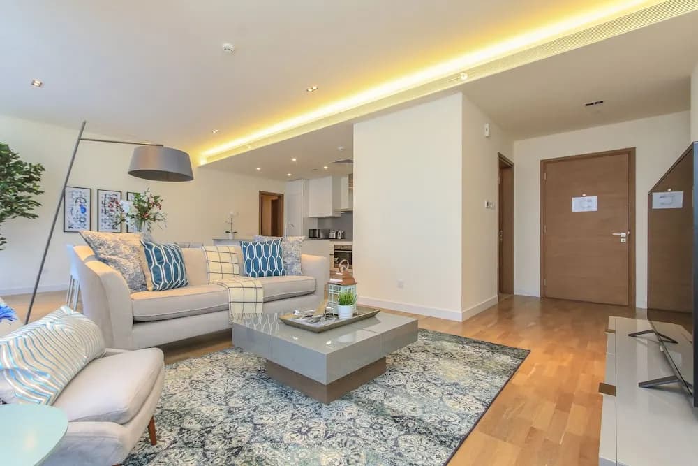 Driven Holiday Homes - City Walk 22 - photo 2