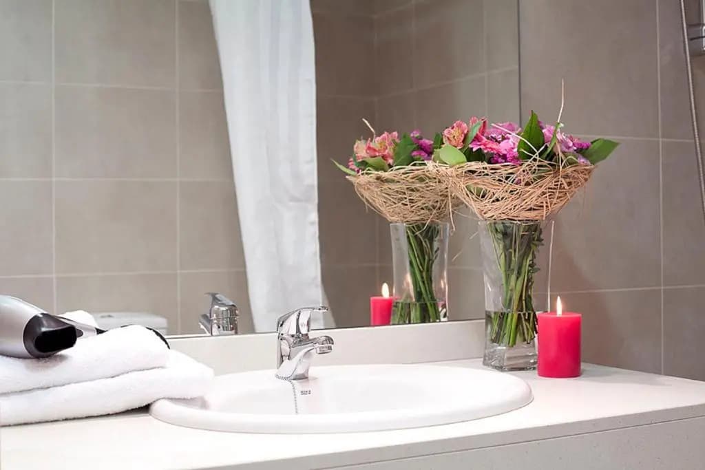 Charmsuites Nou Rambla - photo 8