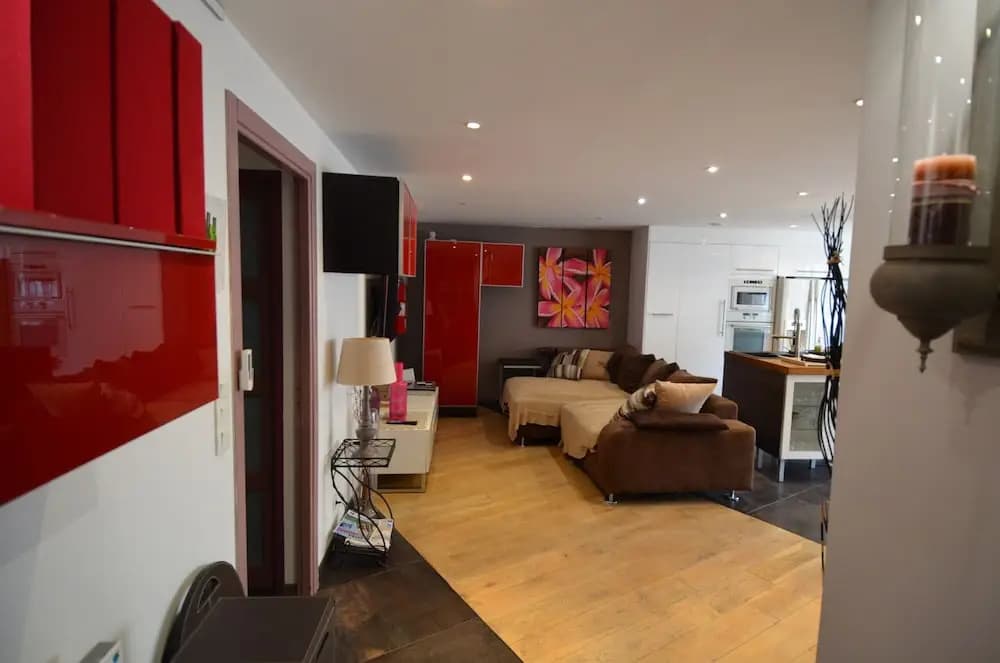 Modern apartment 6 persons with Jacuzzi in Nice Downtown - photo 3
