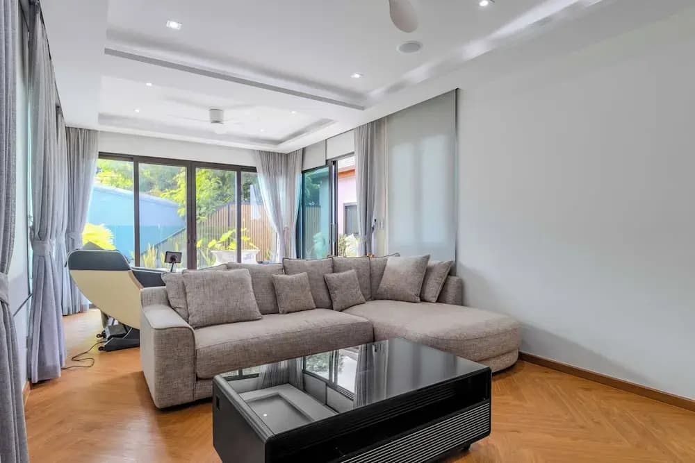 5BR Villa Waterfall Pool Movie Room V257 - photo 5