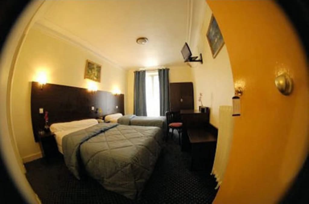 Hotel La Vieille France - photo 3