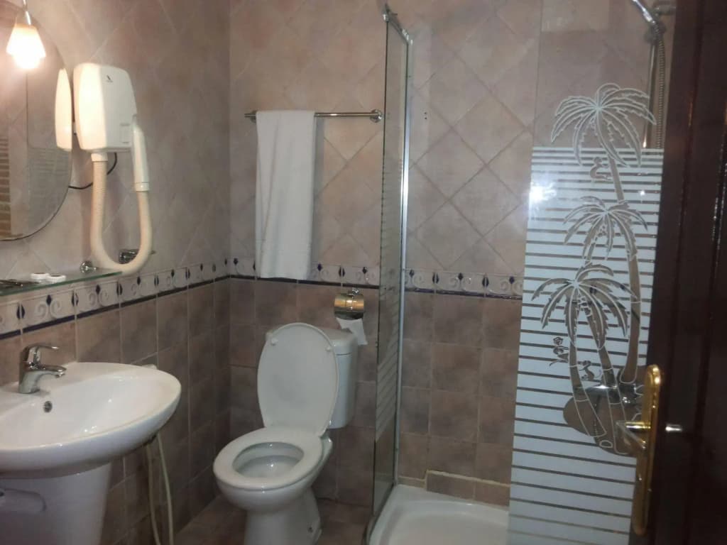 Gulf Hotel Apartment - photo 8