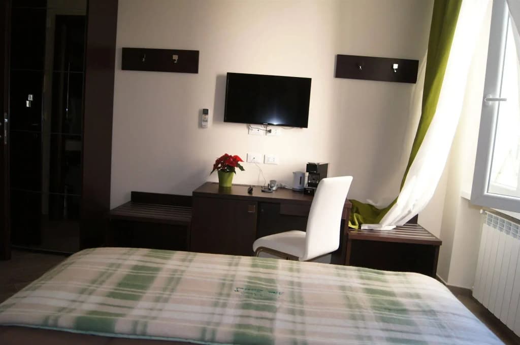 Mia Suites - photo 4