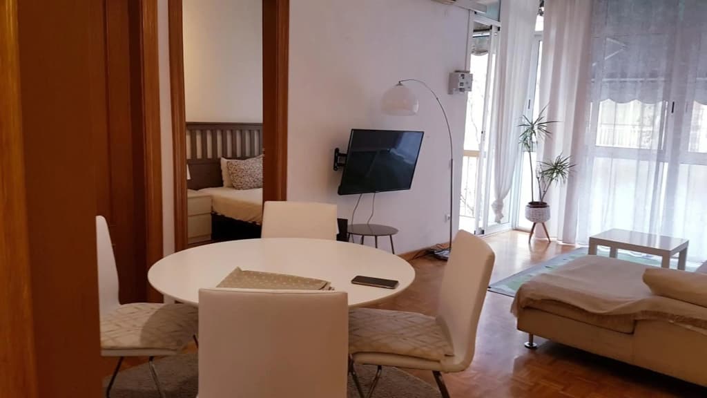 Apartamento BCN con balcón - photo 3