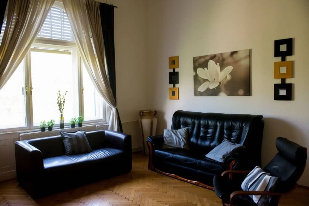 Karma Boutique Apartments - photo 11