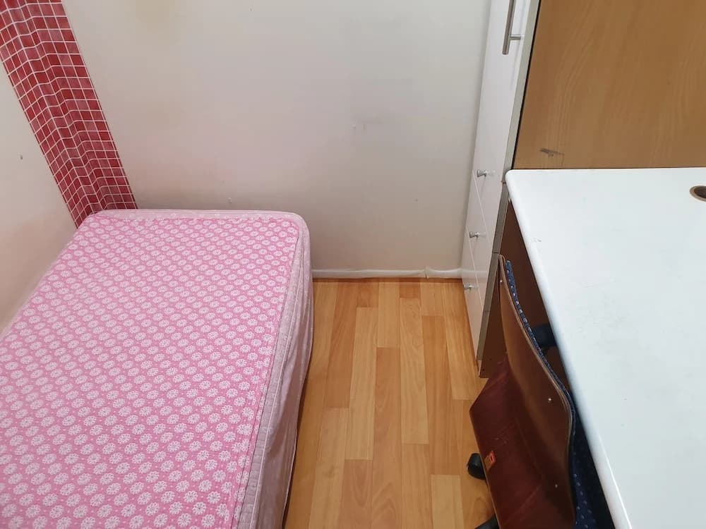 cozy livingtel(female only) - photo 3