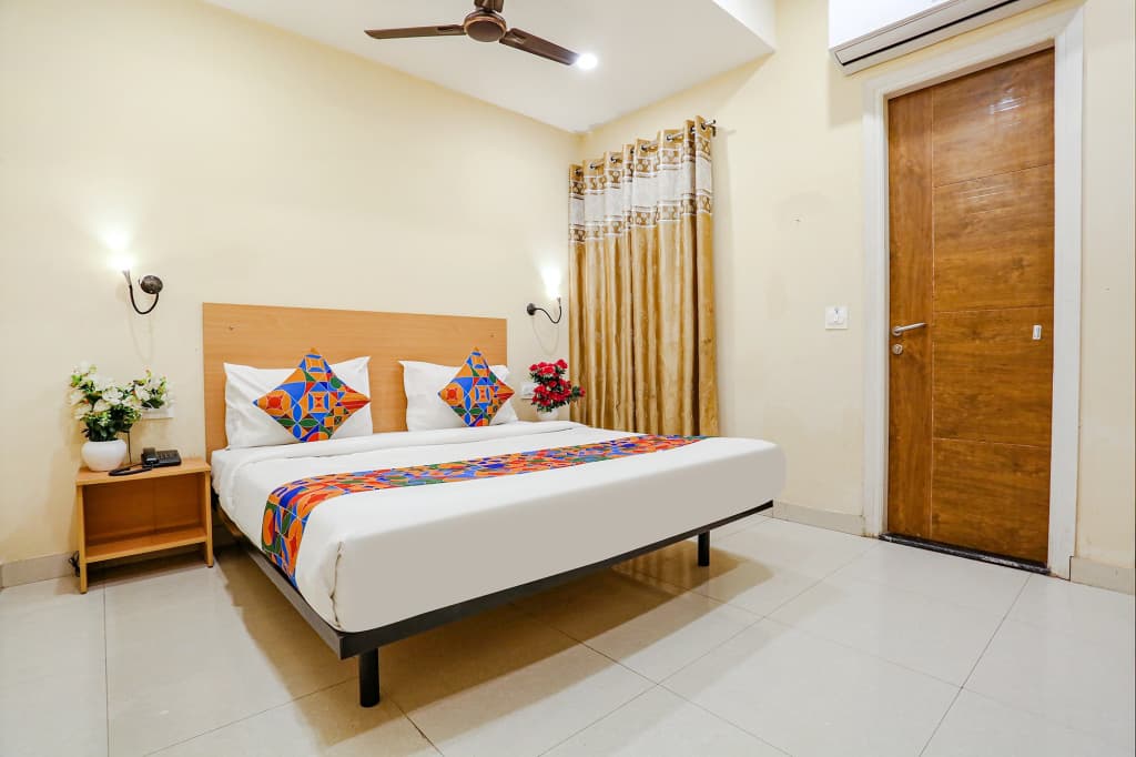 FabHotel GK Residency - photo 6