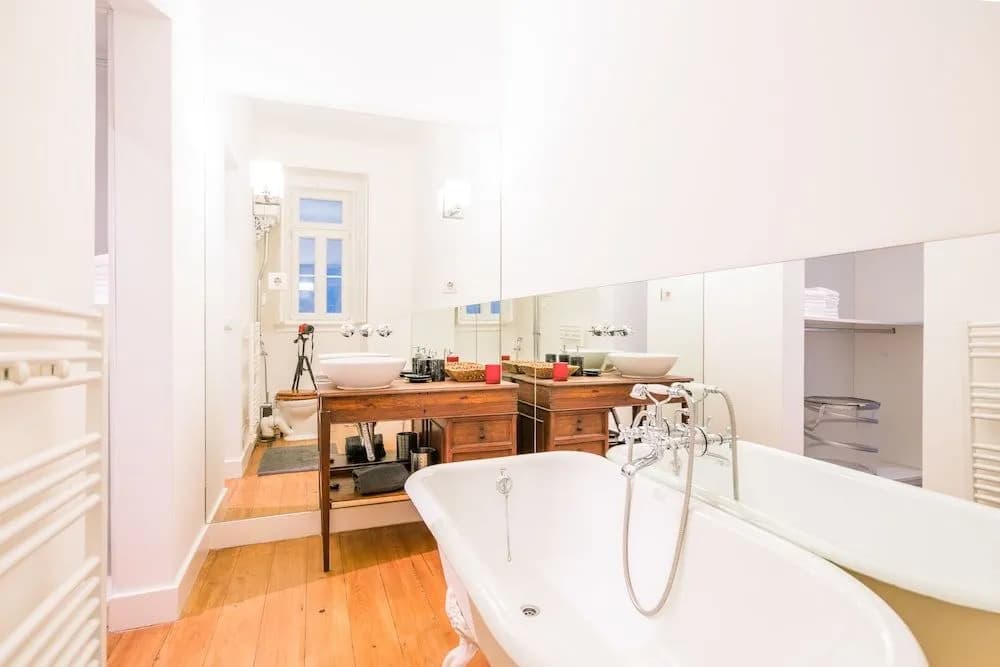 Estrela Neoclassical Apt River View - photo 8