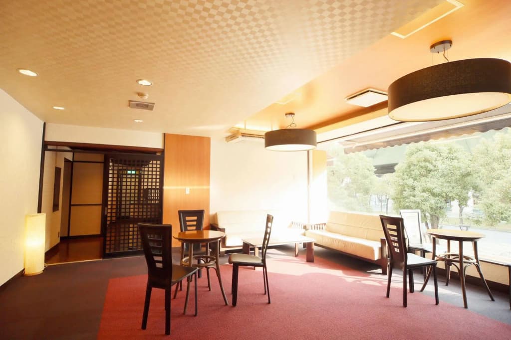 New Oriental Hotel - photo 14