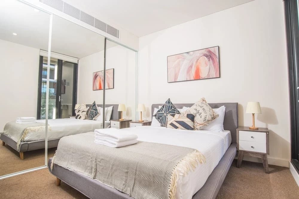 Serene Leichhardt 2bed2bath APT - photo 3