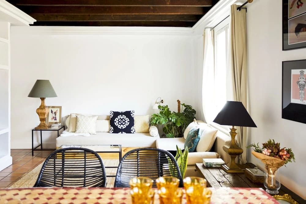 Las Letras Boutique - photo 2