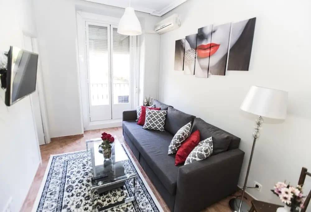 Apartamento  Catedral de la Almudena - photo 7