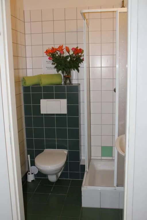 Vienna Westend City Hostel - photo 9