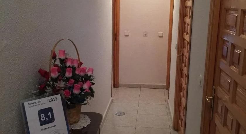 Hostal Florinda - photo 11