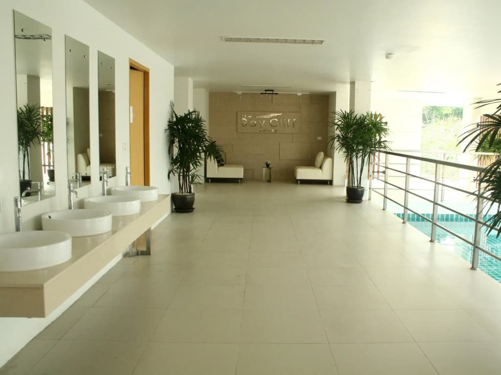 The Baycliff Residence - photo 9