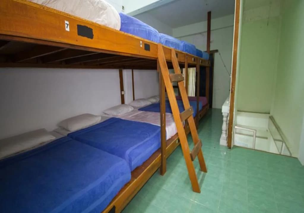 Haad Rin Station Hostel - Adults Only - photo 2