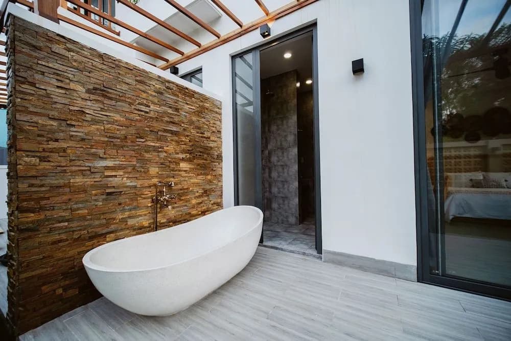 The Watermark Beachside Hotel - photo 15