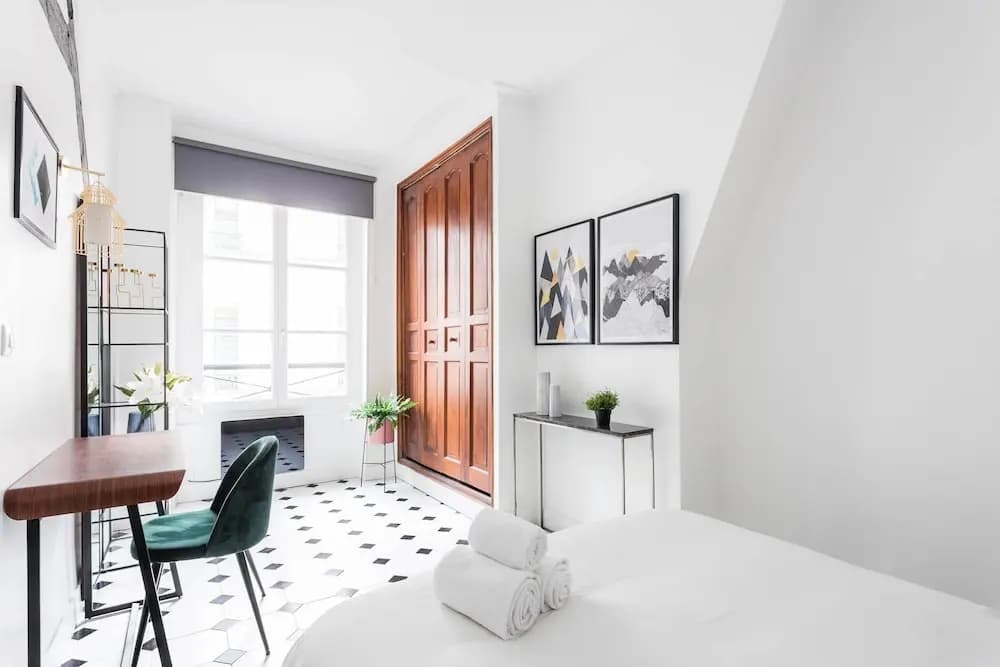 République - Le Marais Apartment - photo 5