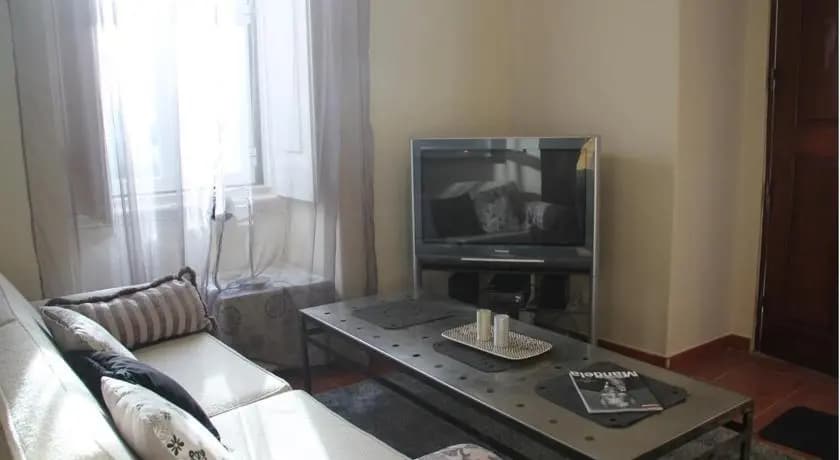 Bela Helena 181 - photo 3