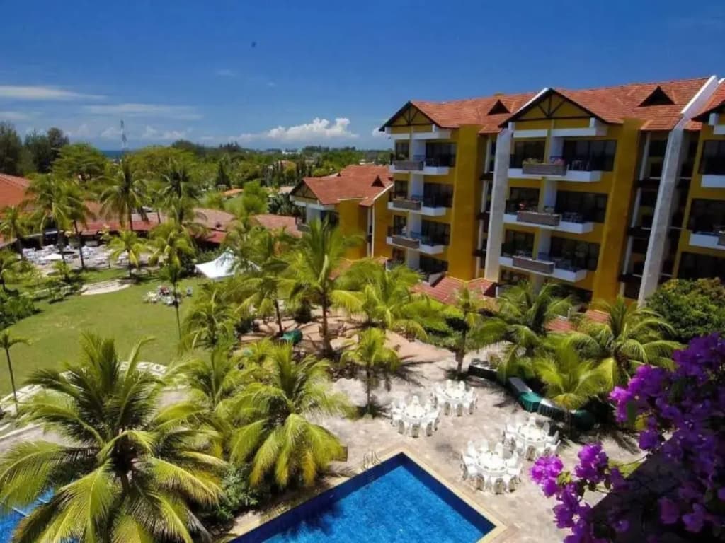 Tiara Labuan Hotel - photo 8