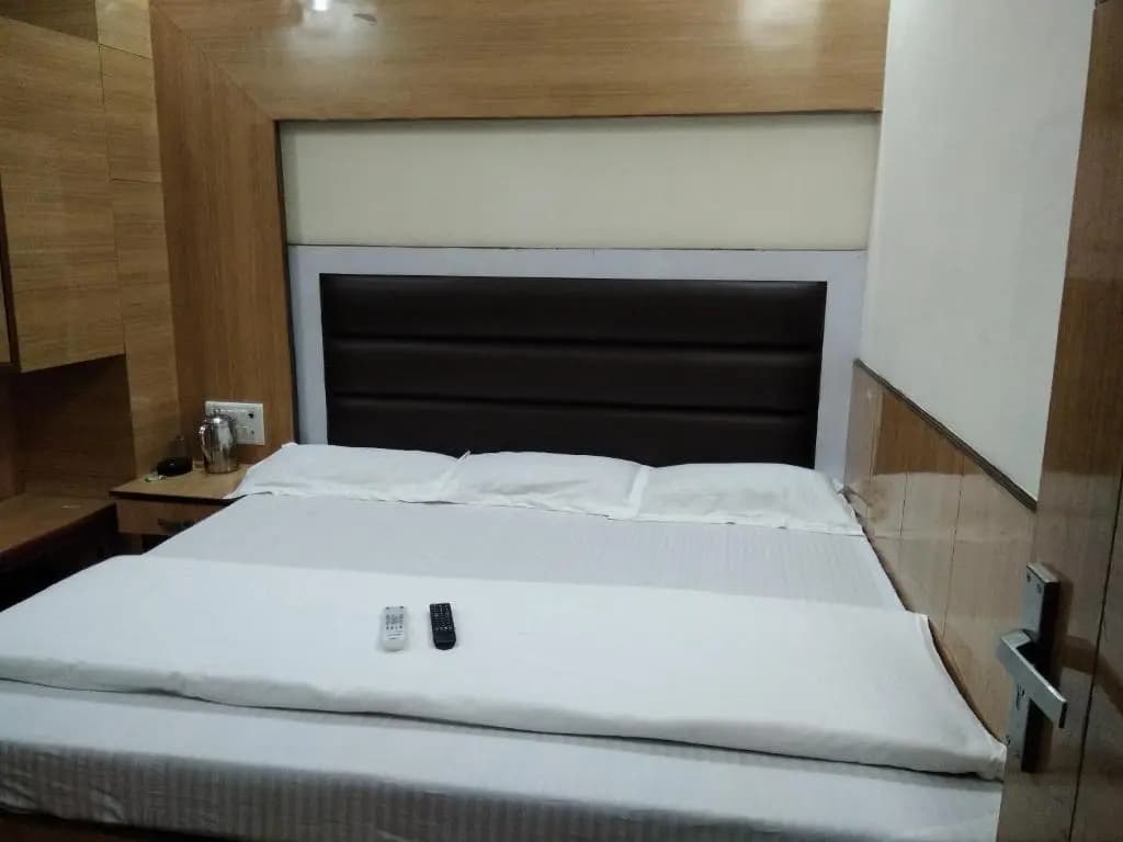 Silver Palace Hotel - photo 2