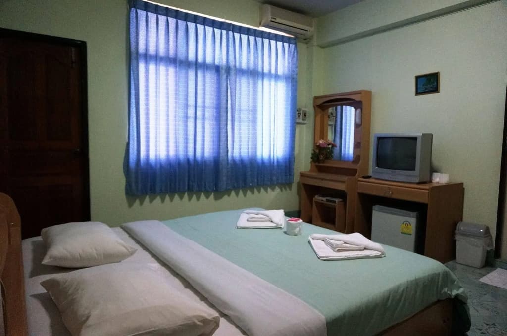 The Celtic Inn Guest House - photo 2
