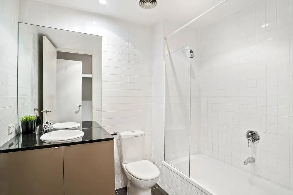 Sanctuary Apartments - Collins St CBD - photo 6