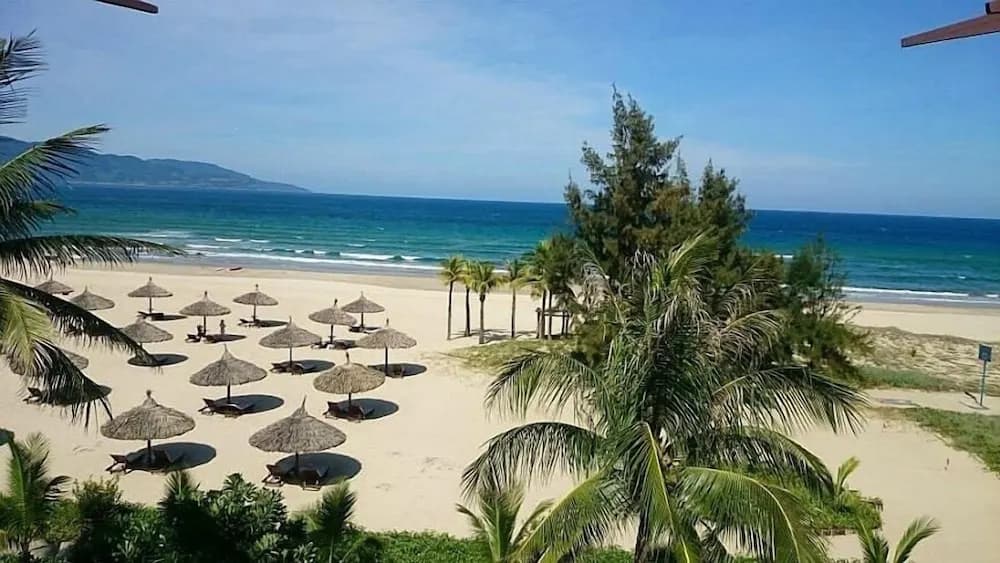 Tropical Villas Beach Danang - photo 26