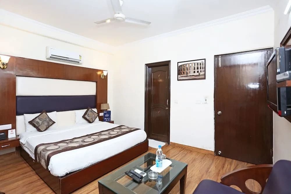 Hotel Zara Grand - photo 3