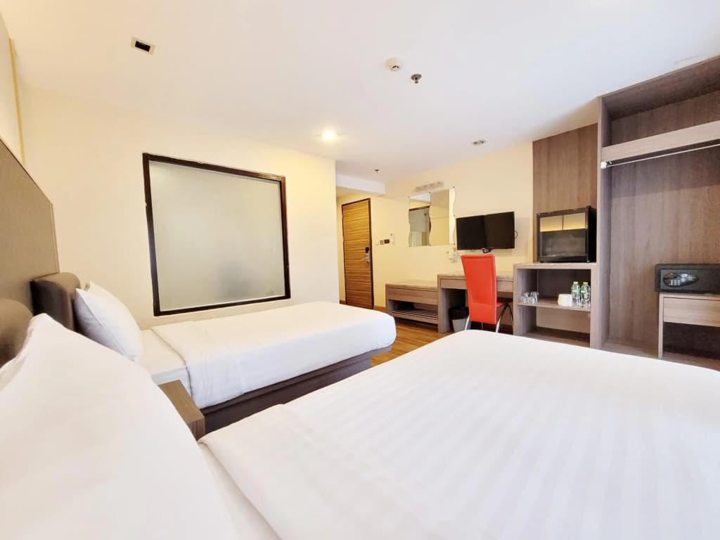 Citin Sukhumvit 11 Nana Bangkok by Compass Hospitality - photo 3