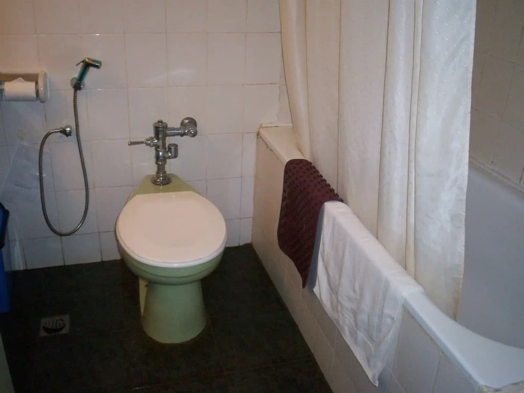Hotel Grand Crystal - photo 8