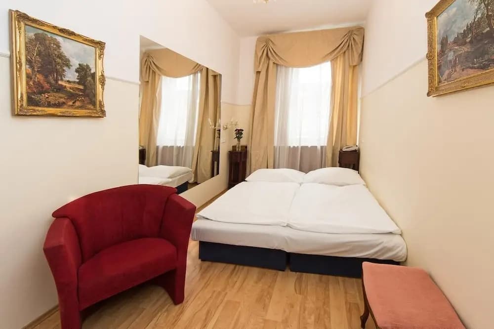 Hotel DiCarlo - photo 2