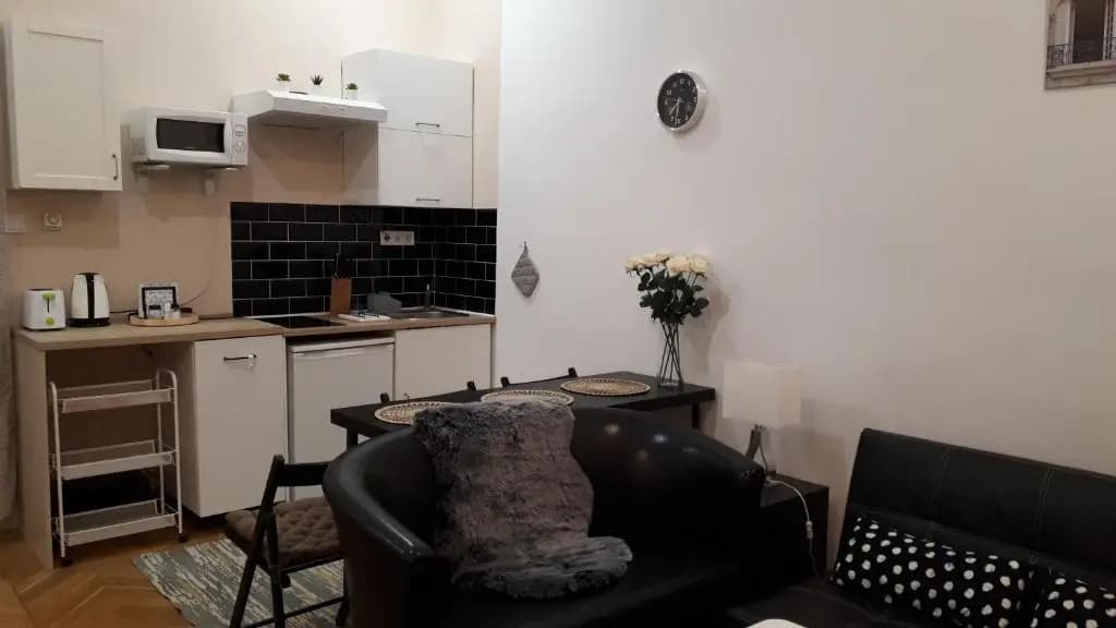 M&M Apartment Budapest House - photo 3