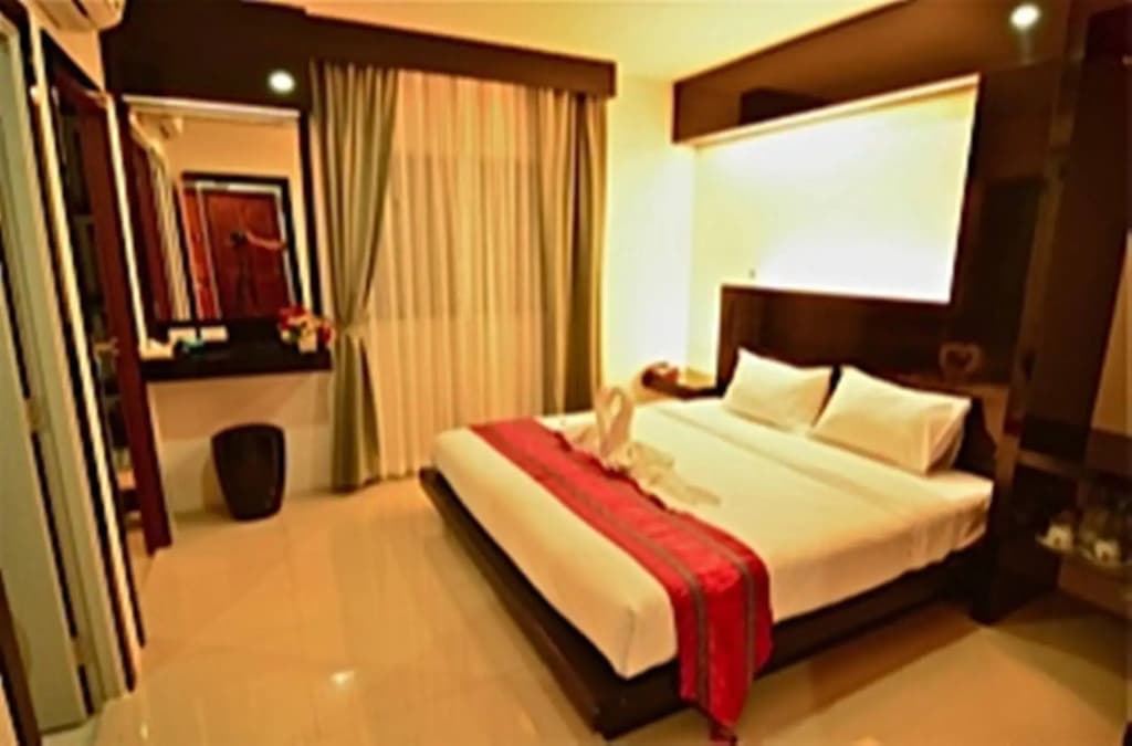 D 1 Hotel Patong - photo 6