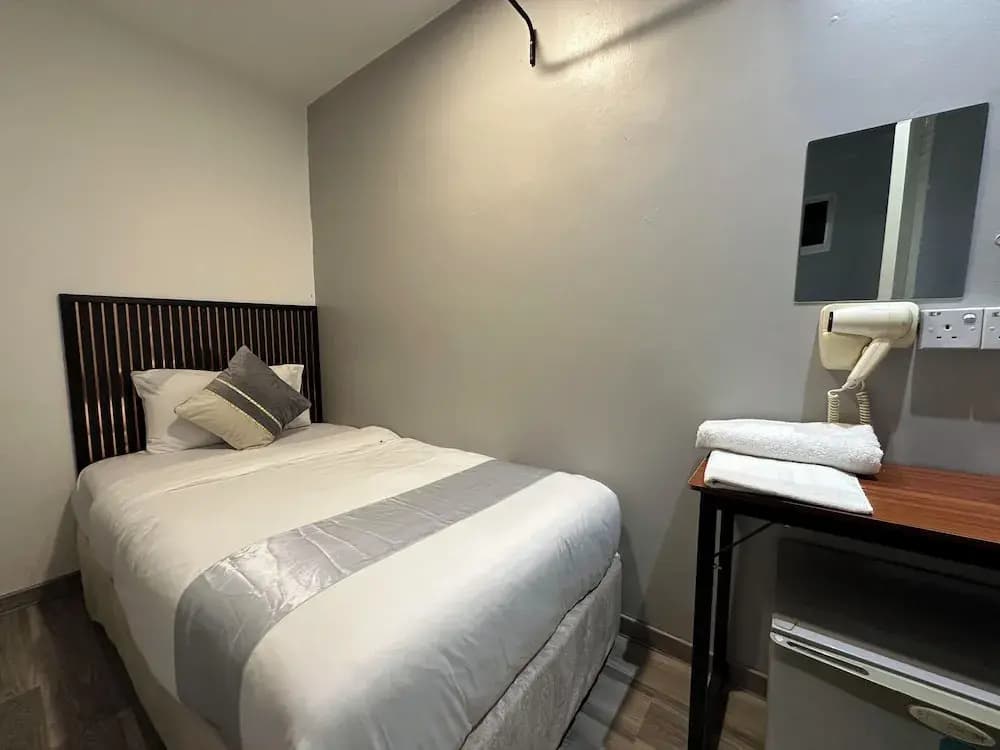 SS Grey House - photo 17
