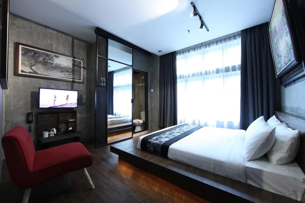 The Hulo Hotel Gallery - photo 36