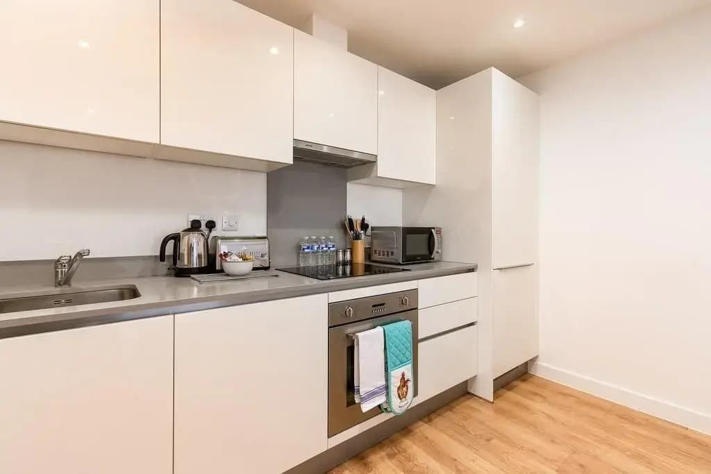 Skyvillion Tower Points - Tower Point Lovely apartment in Enfield London - photo 30
