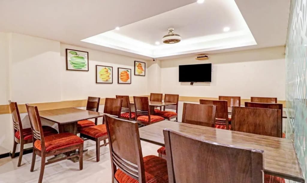 Treebo Galaxy Rooms - photo 36