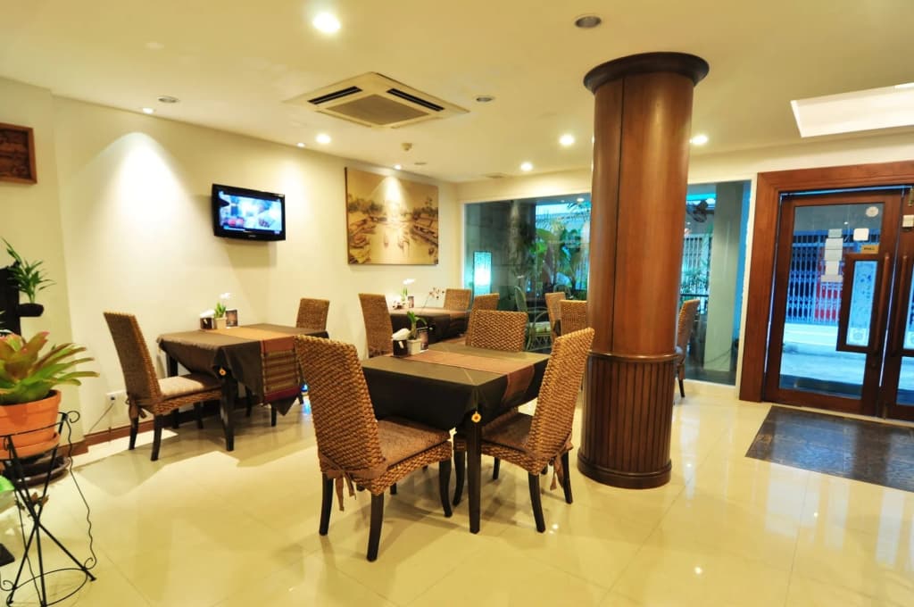 Baan Sukhumvit Soi 18 - photo 17