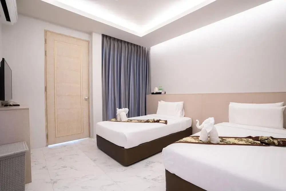 Gold Chariot Pool Villa - photo 4