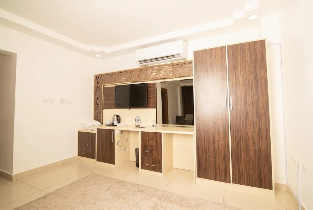 Diamond Star Hotel - photo 27