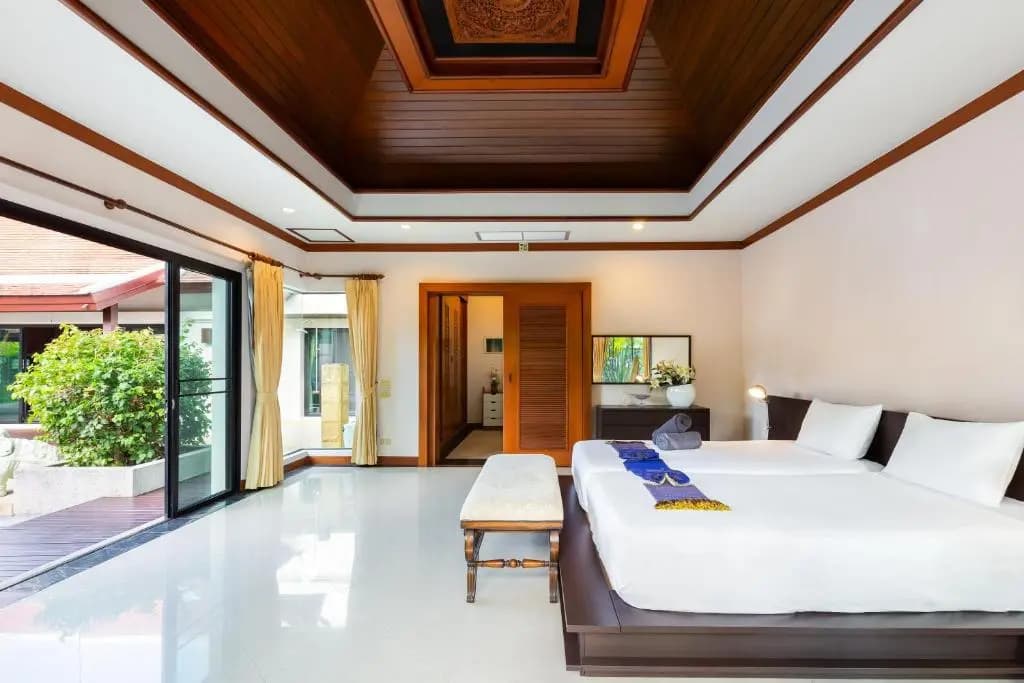 Boutique 3BR Pool Villa Bianca NaiHarn - main photo
